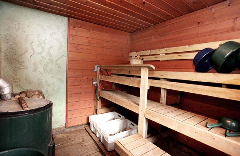 Traditional wooden Finnish sauna in Parpalandia